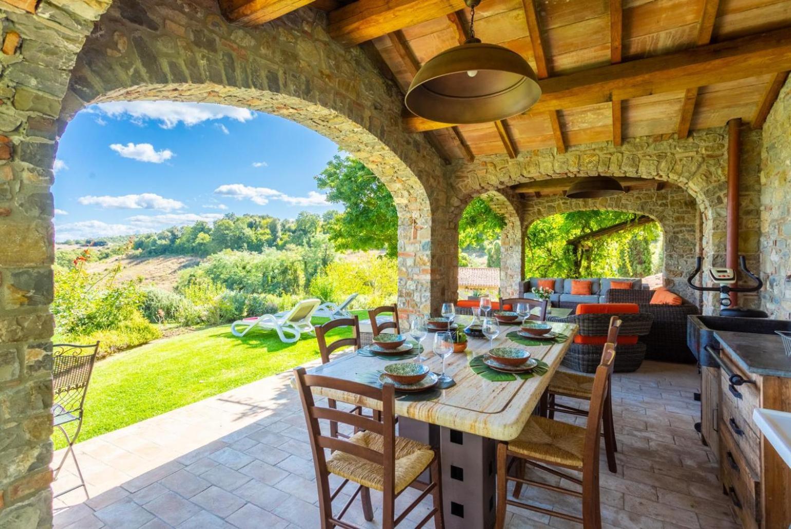 Villa Casale Silvia แตร์นี ภายนอก รูปภาพ